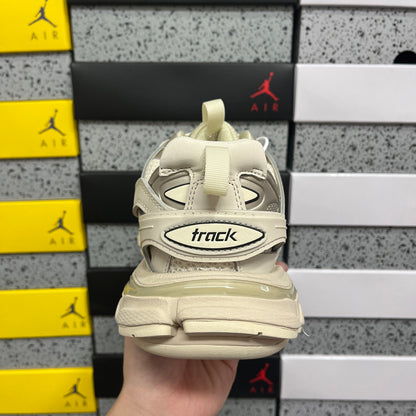 BLG Track Beige Speckled