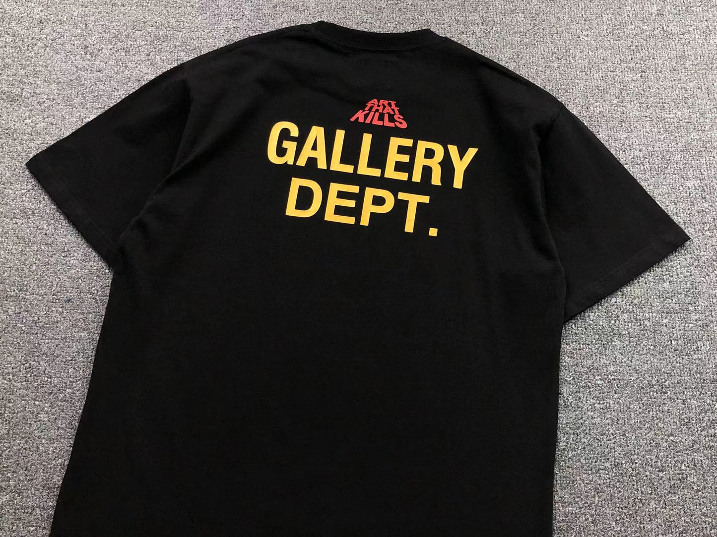 T-shirt GALLERY DEPT