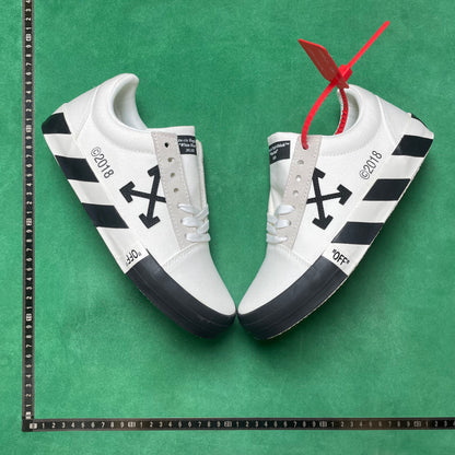 Vulcanized Line White