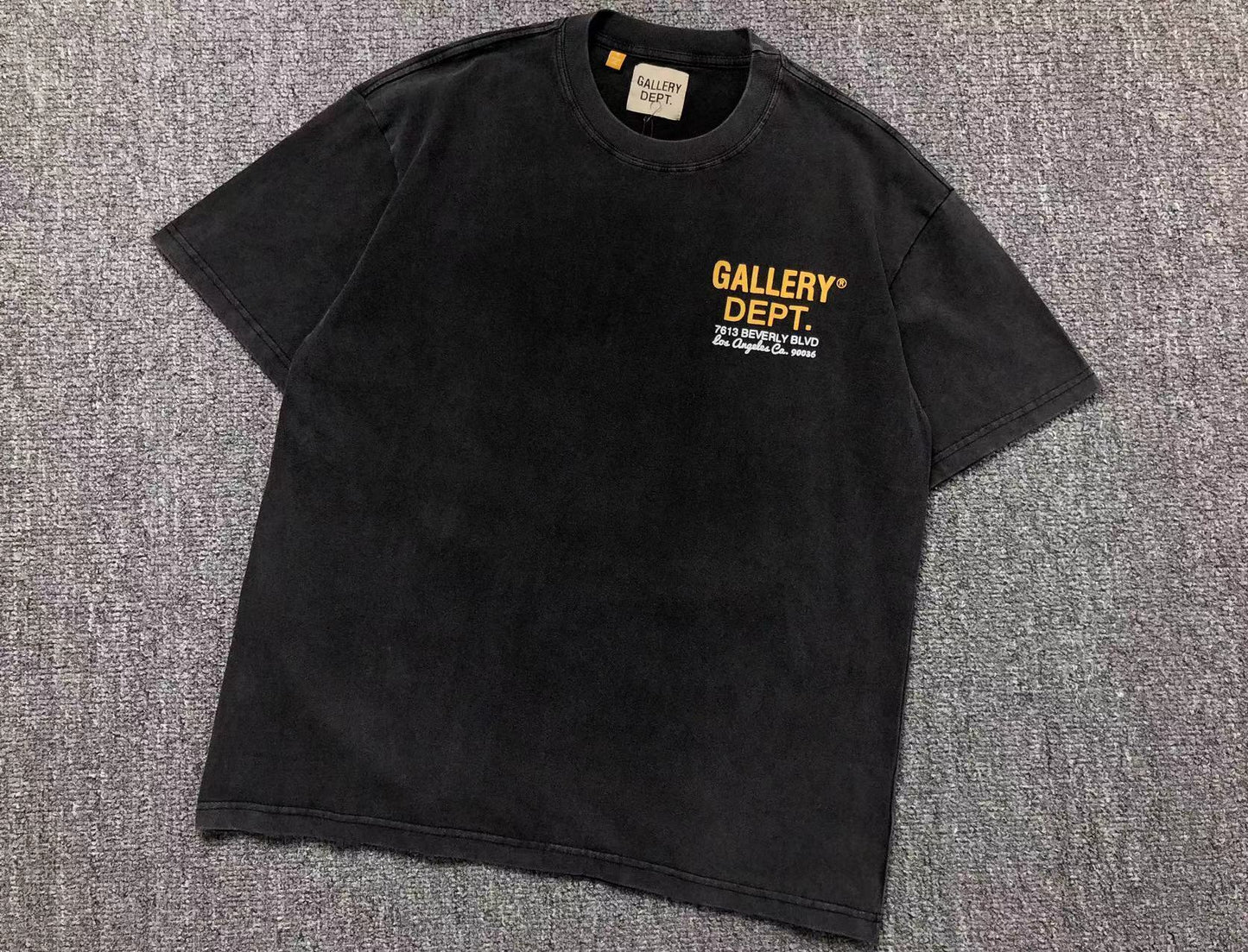 T-shirt GALLERY DEPT