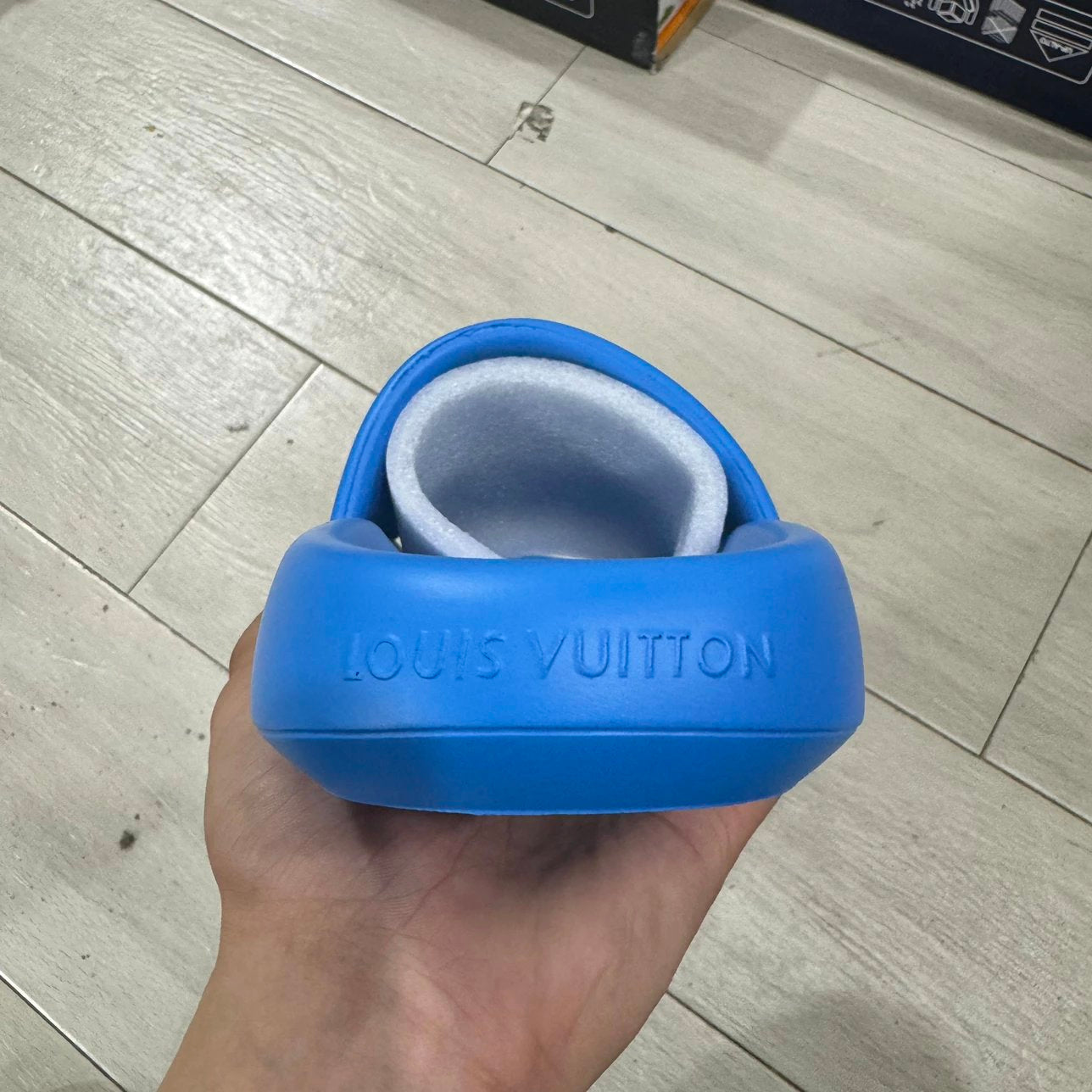 Chinelo Lv Azul