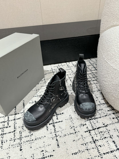 Bulldozer Boots