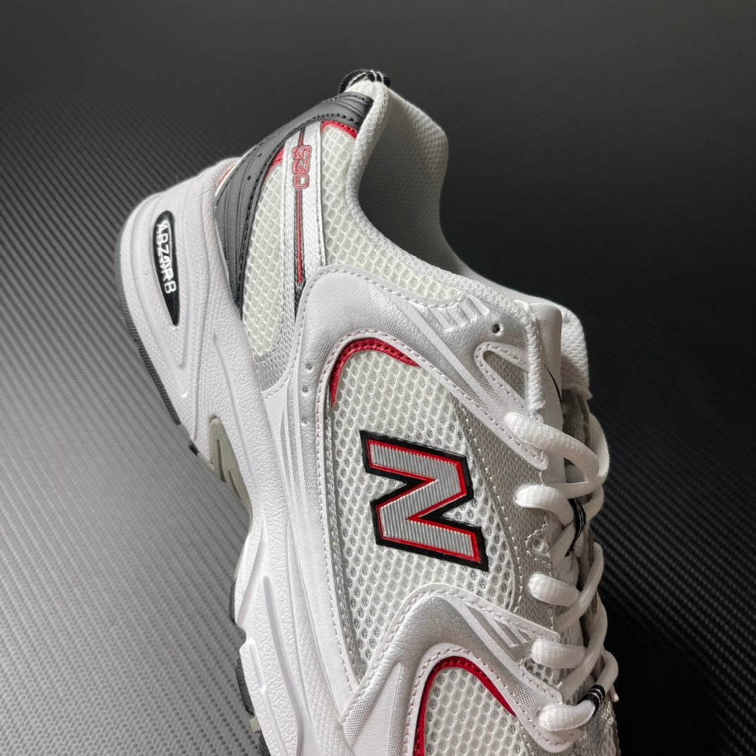 530 White and Red