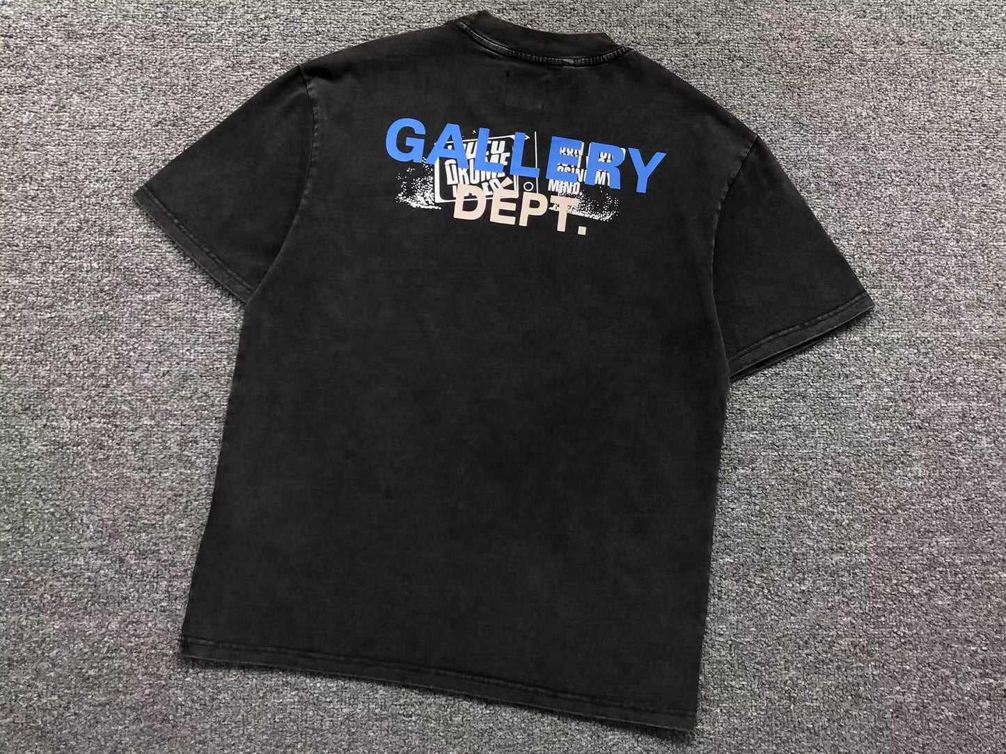 T-shirt GALLERY DEPT