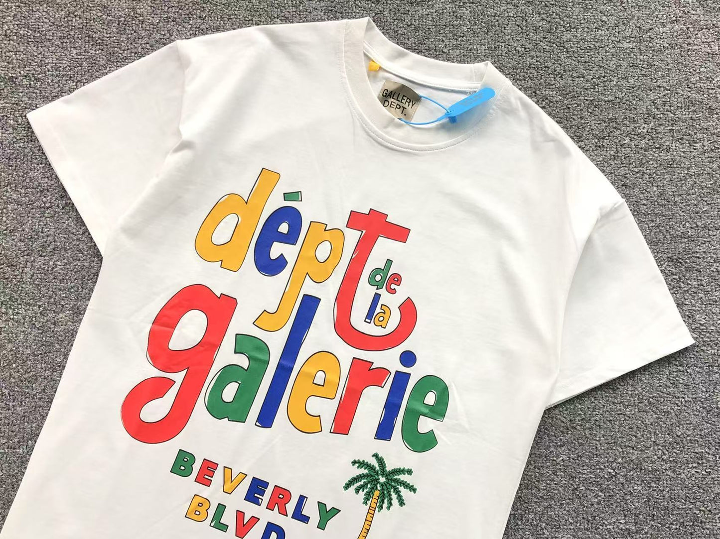 T-shirt GALLERY DEPT