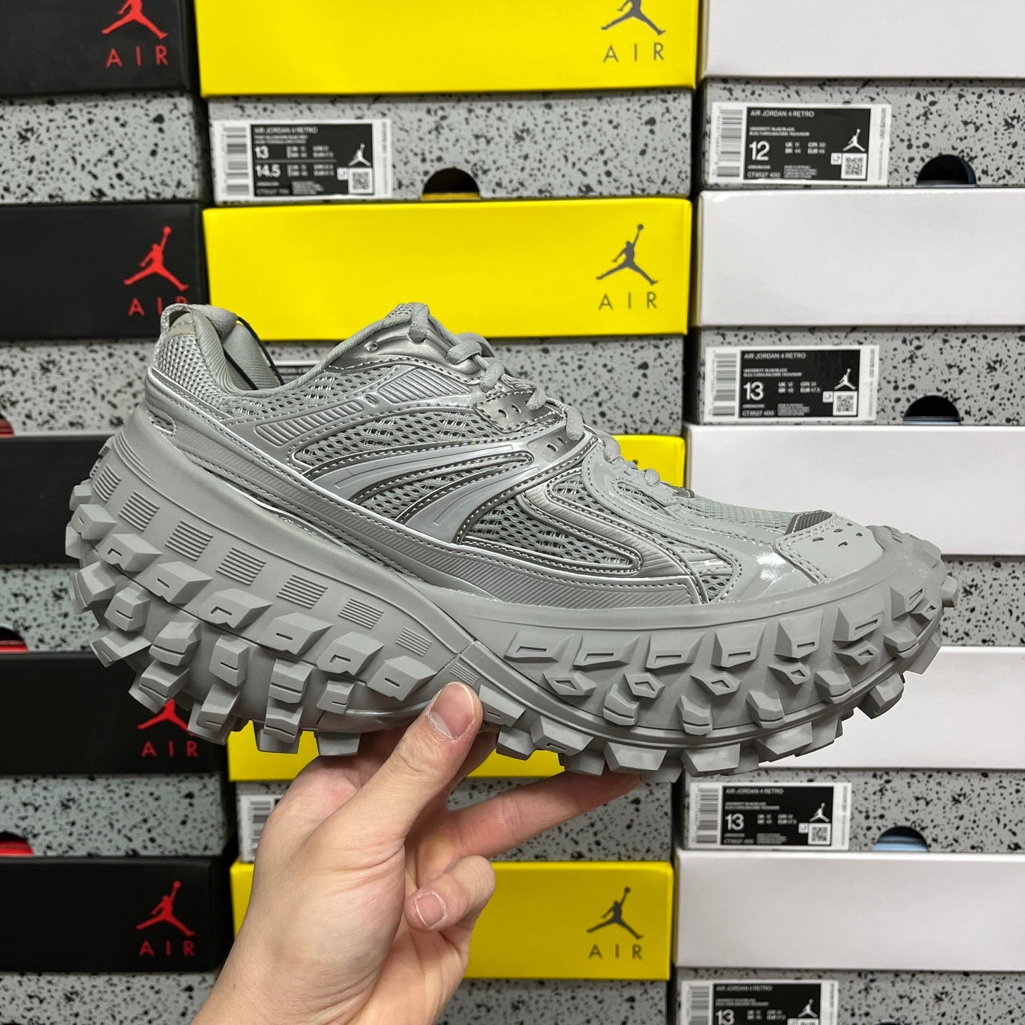 Defender Rubber Grey