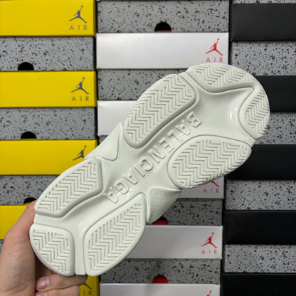 BLG Triple S White