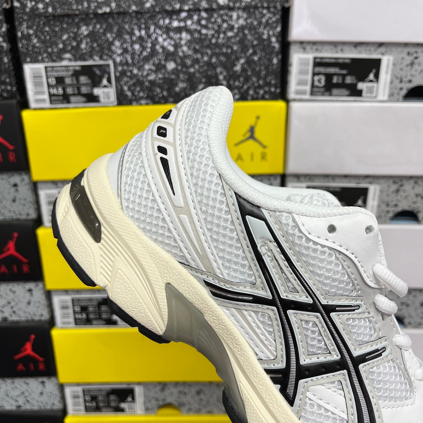 Gel-1130 White/Silver Haze