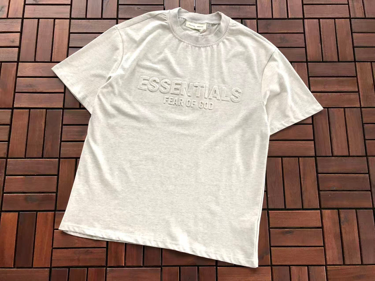 T-Shirts ESSENT