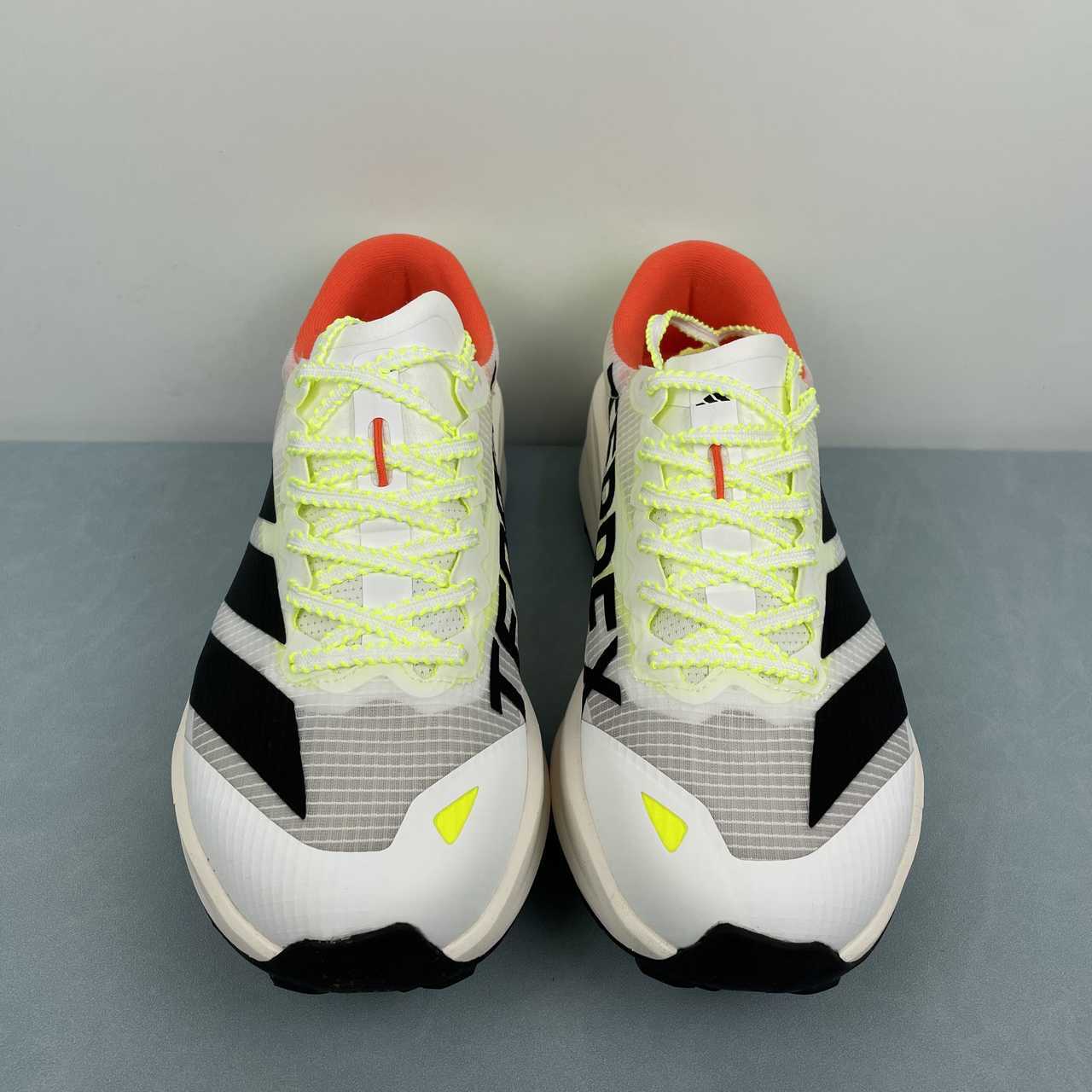 TERREX AGRAVIC TT White Black Yellow