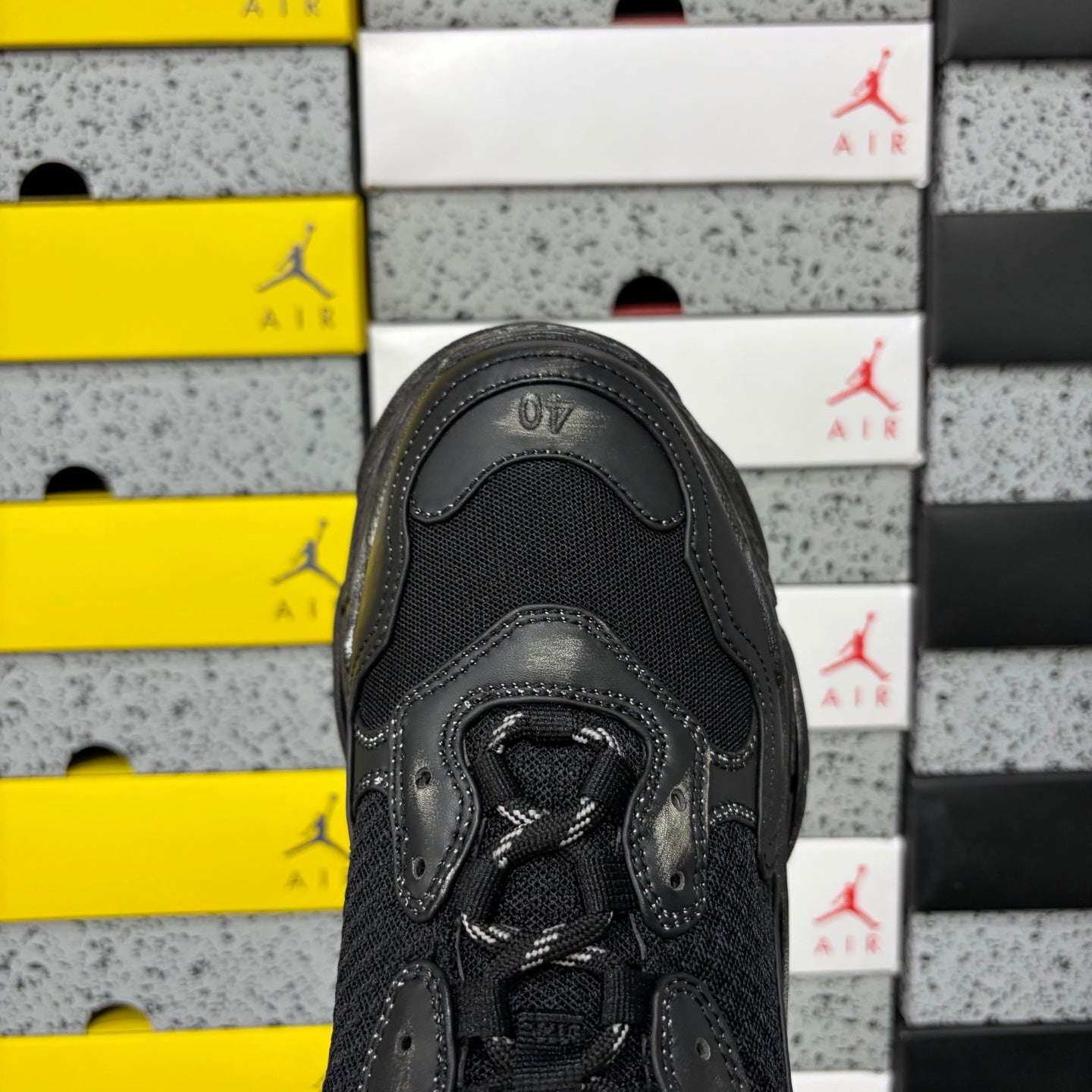 BLG Triple S Black