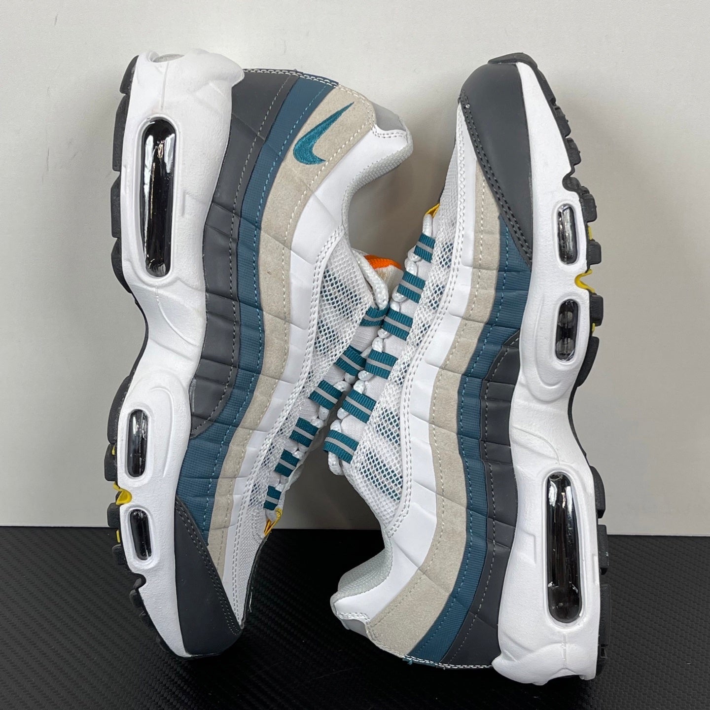 95 Blue White Marine