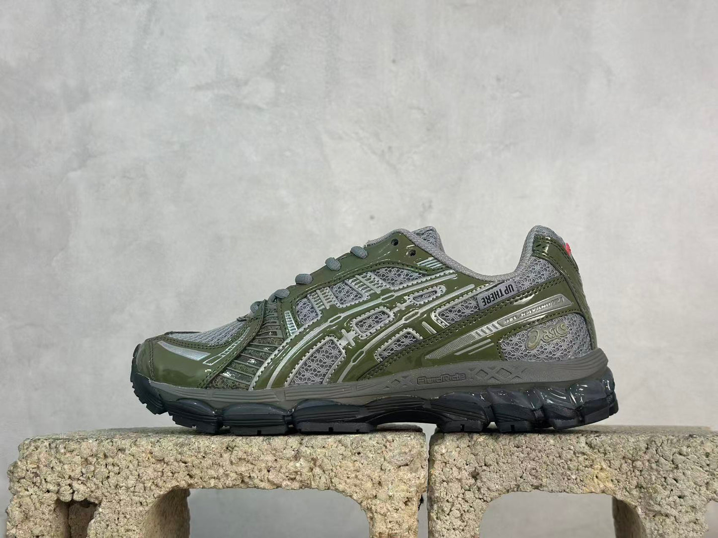 GEL-Kayano 12.1