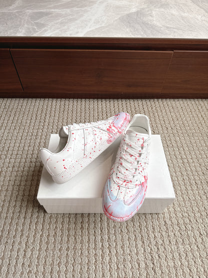 Maison Paint Pink LIght Blue Sole