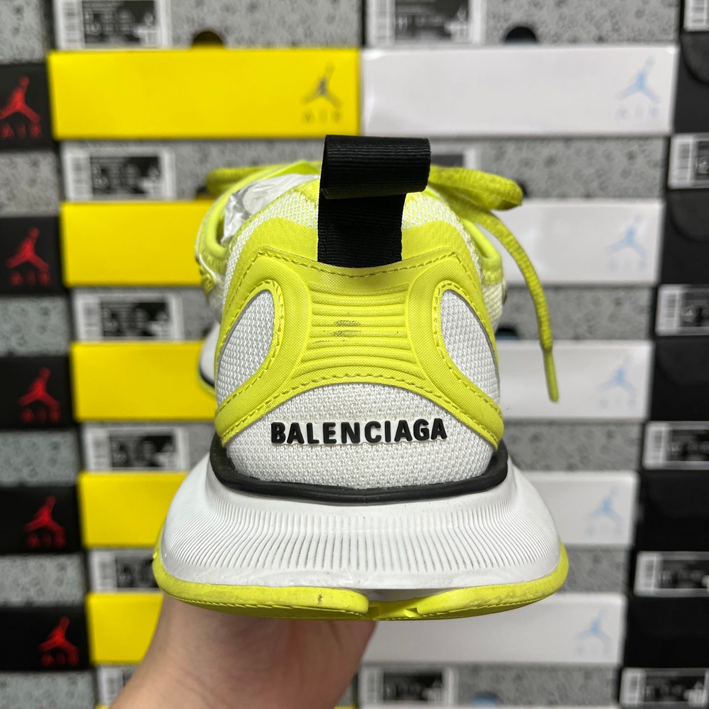 BLG Circuit Yellow White