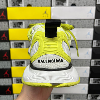 BLG Circuit Yellow White