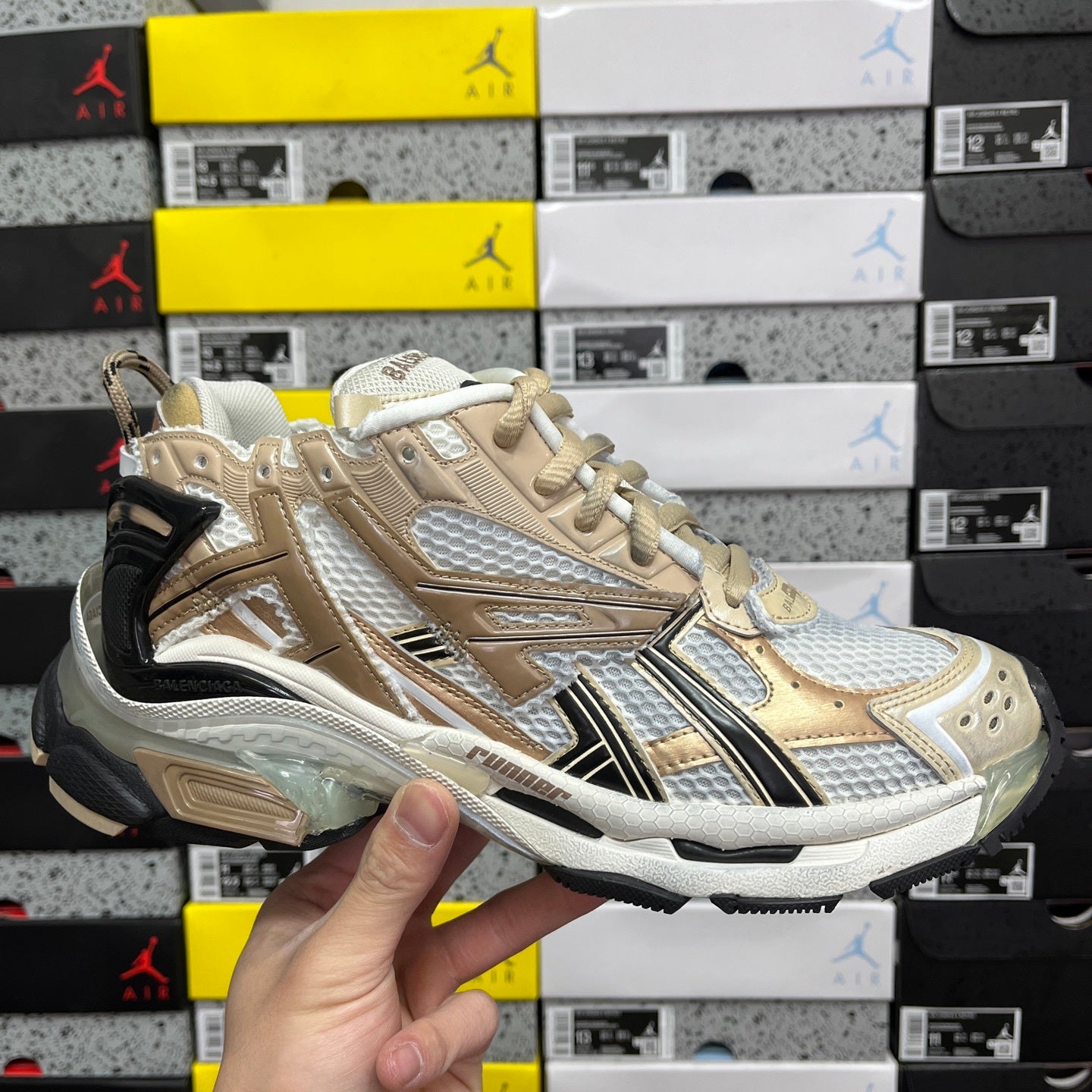 BLG Runner 7.0 Beige/White/Black