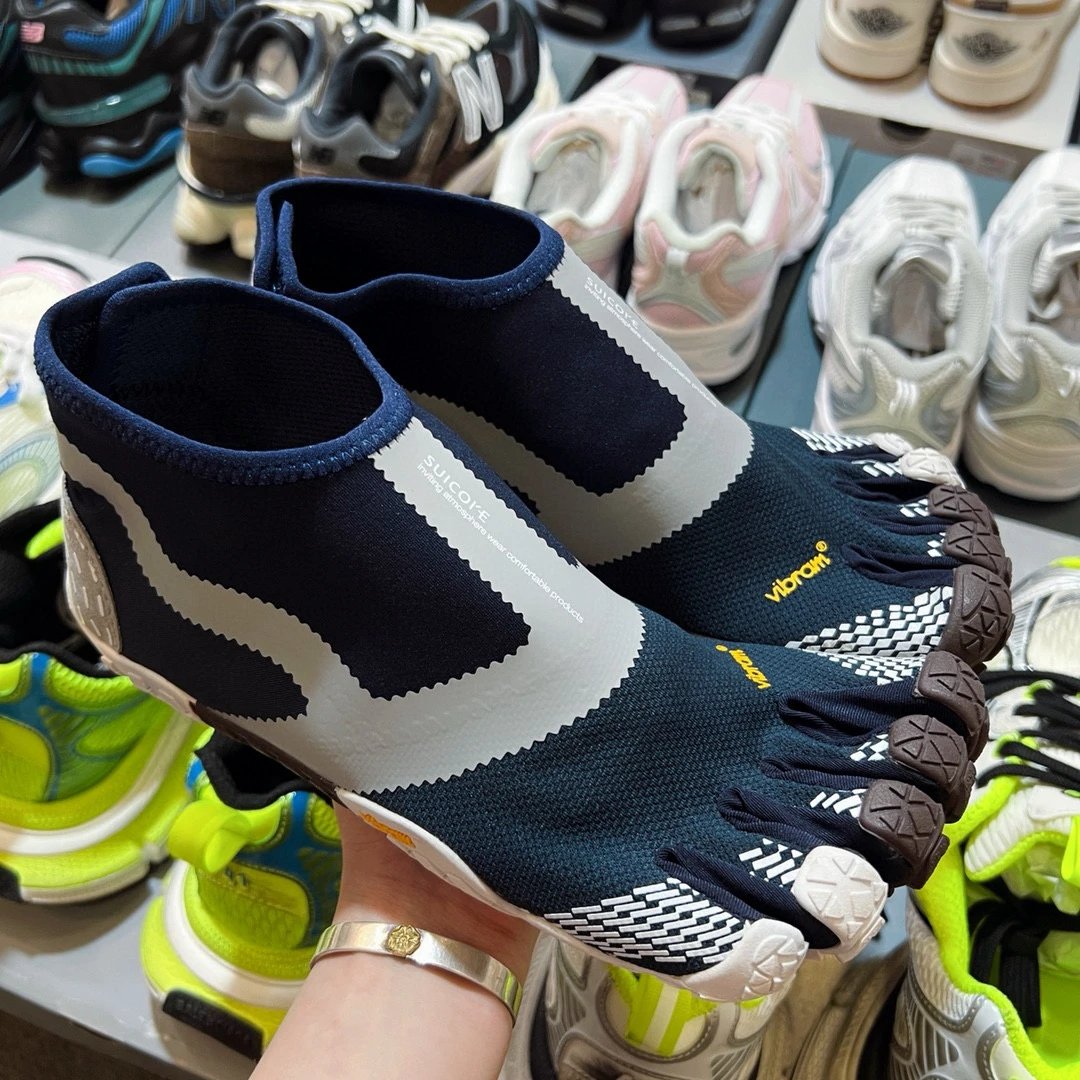 Suicoke Blue Navy