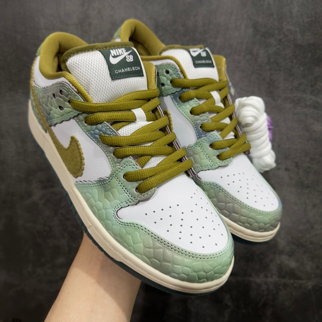 Dunk SB Alexis Sablone Chameleon