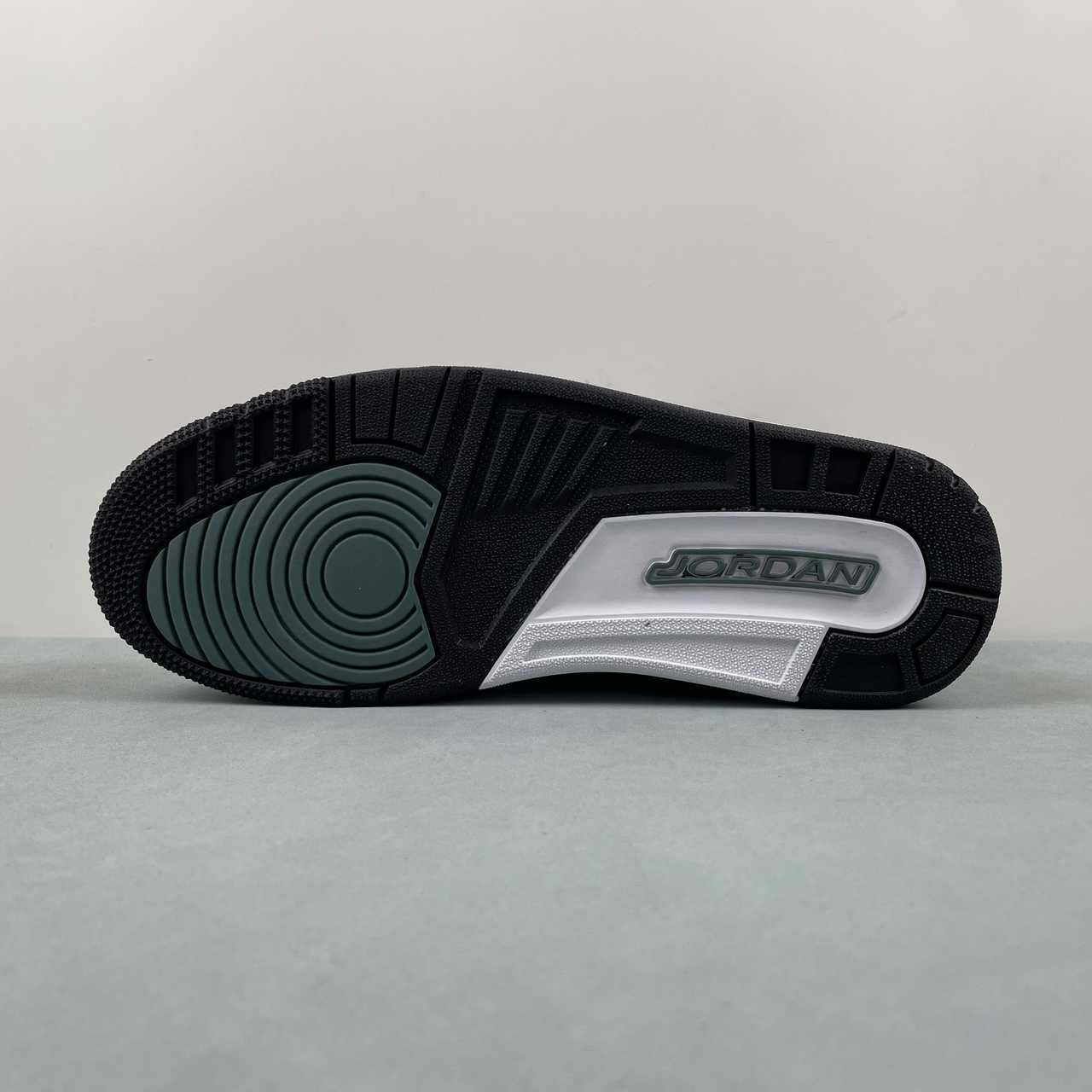 Legacy 312 Retro Grey