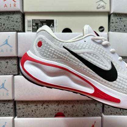 Journey Run Grey/Red
