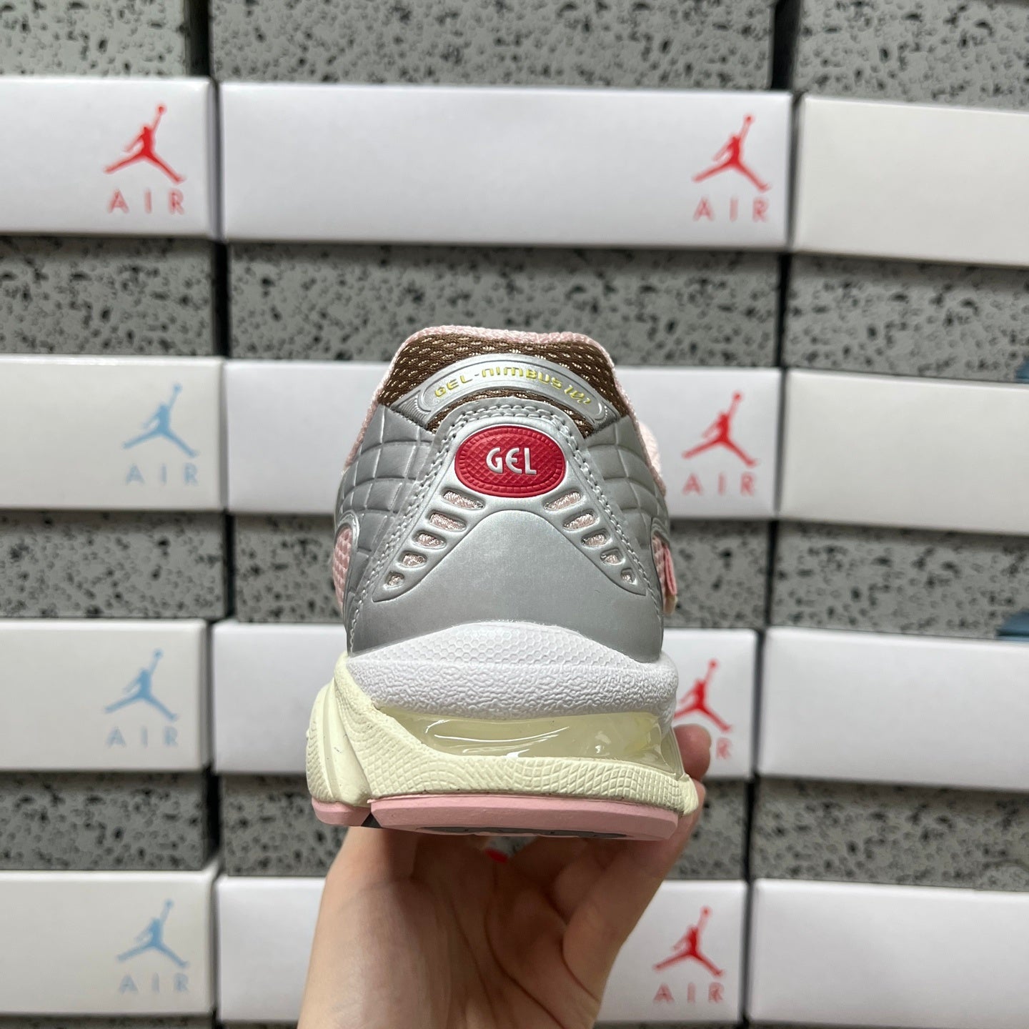 GEL-NIMBUS 10.1 Pink/Grey