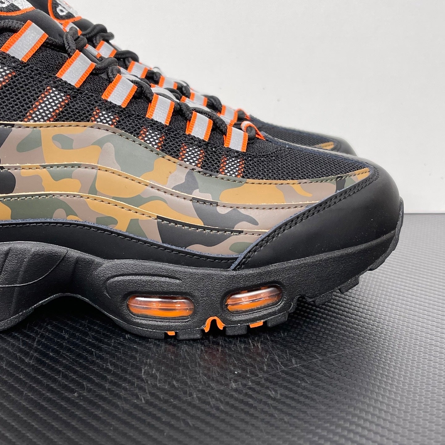 95 Camo Orange