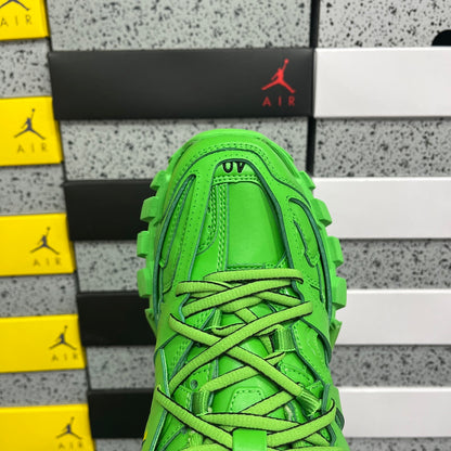 BLG Track Green