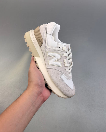 574 Creme