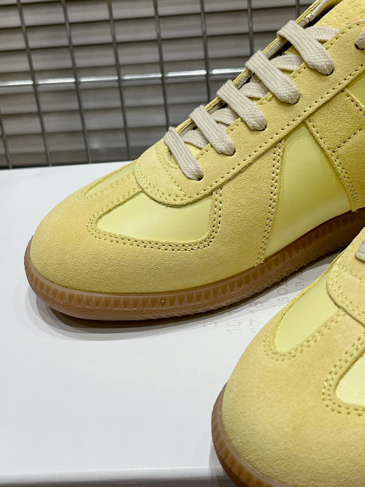 Maison Yellow Gum Sole