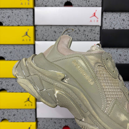 BLG Triple S Light Beige