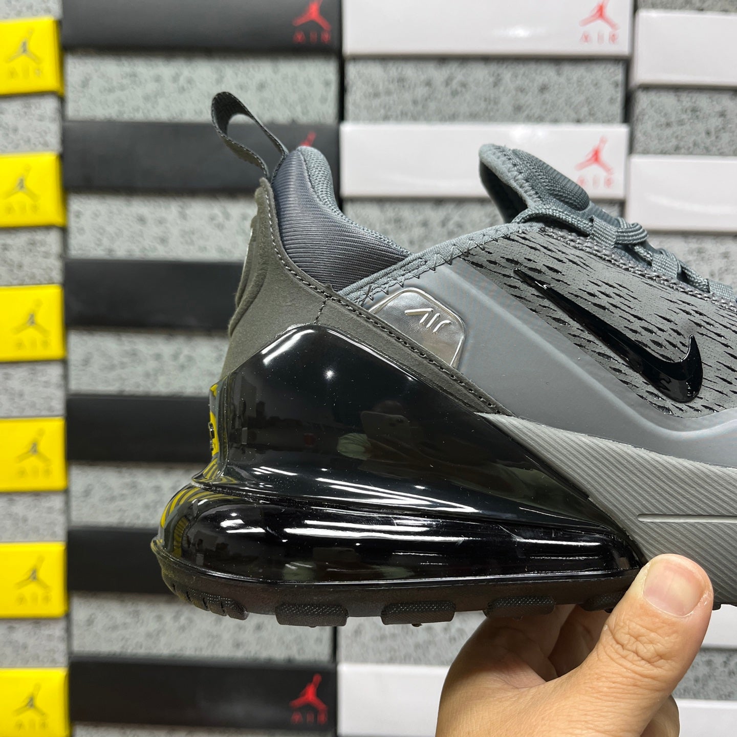 Air Max 270 Premium Grey