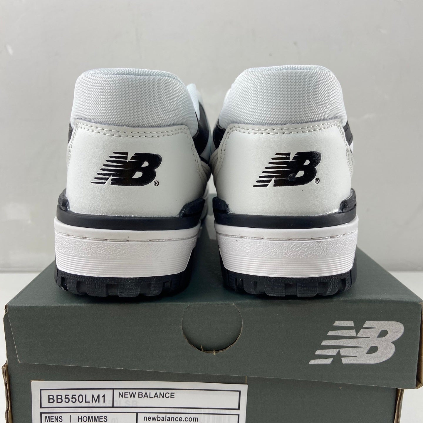 550 Sea Salt Black