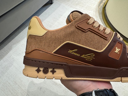 Trainer Brown