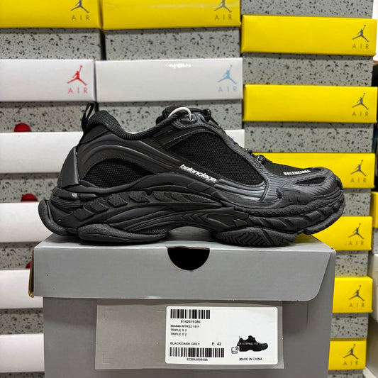 BLG Triple S.2 Black