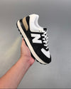 574 Classic Black and White