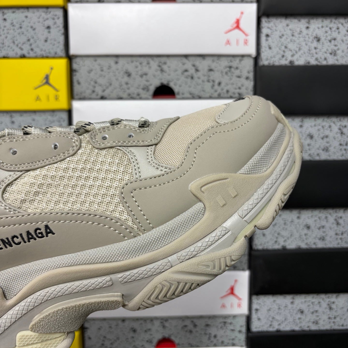 BLG Triple S Creme