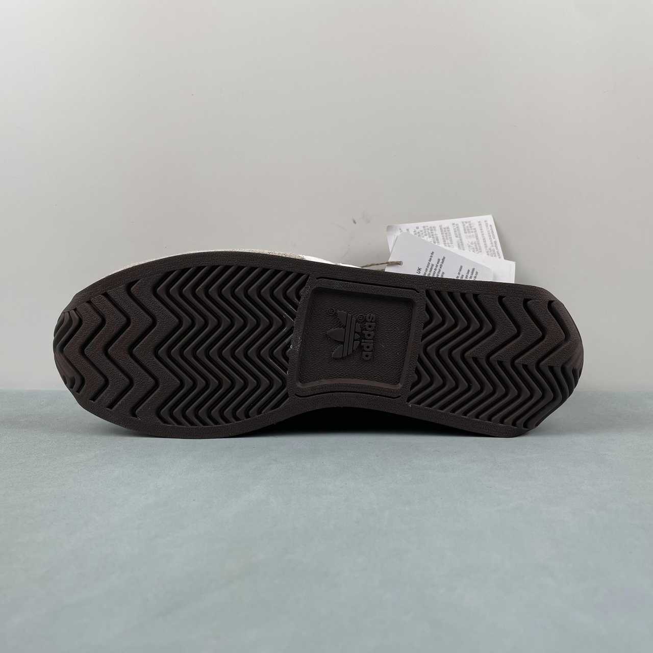 AD COUNTRY OG Black White Beige