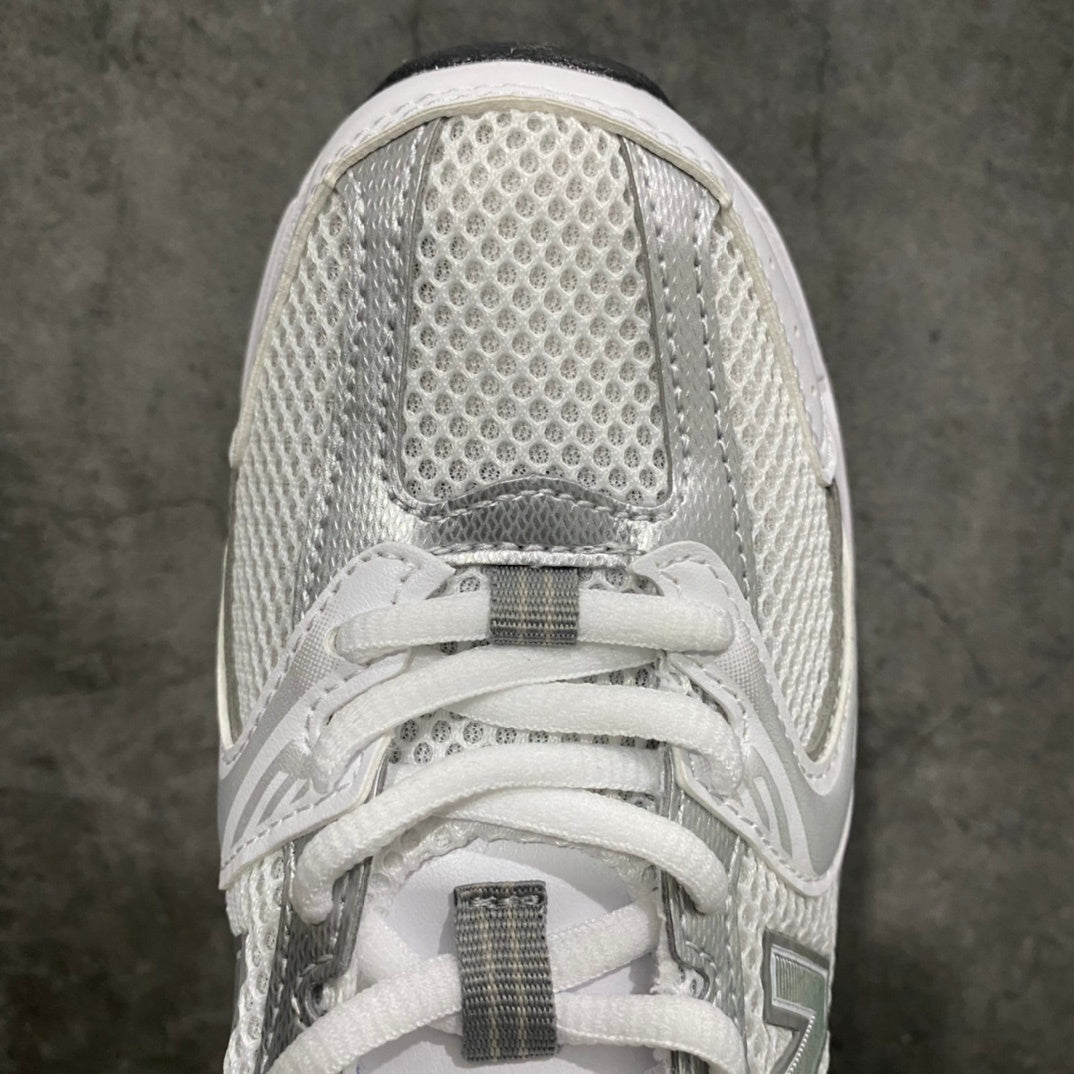 530 Silver White