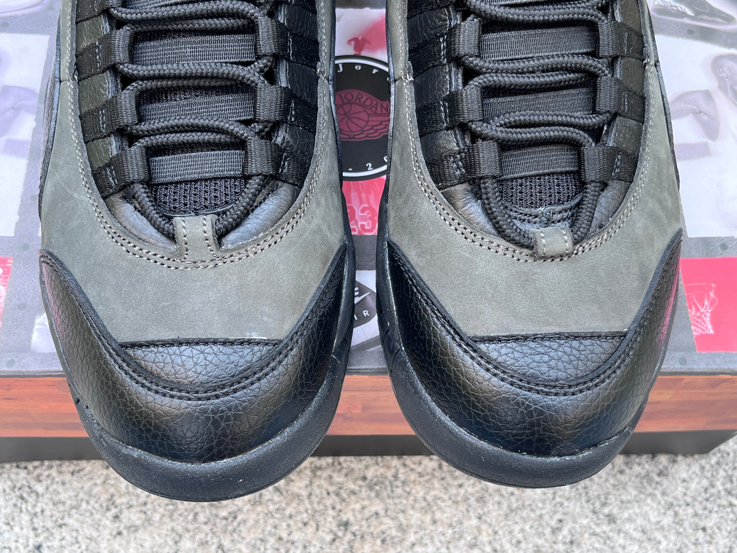 AJ10 Dark Shadow