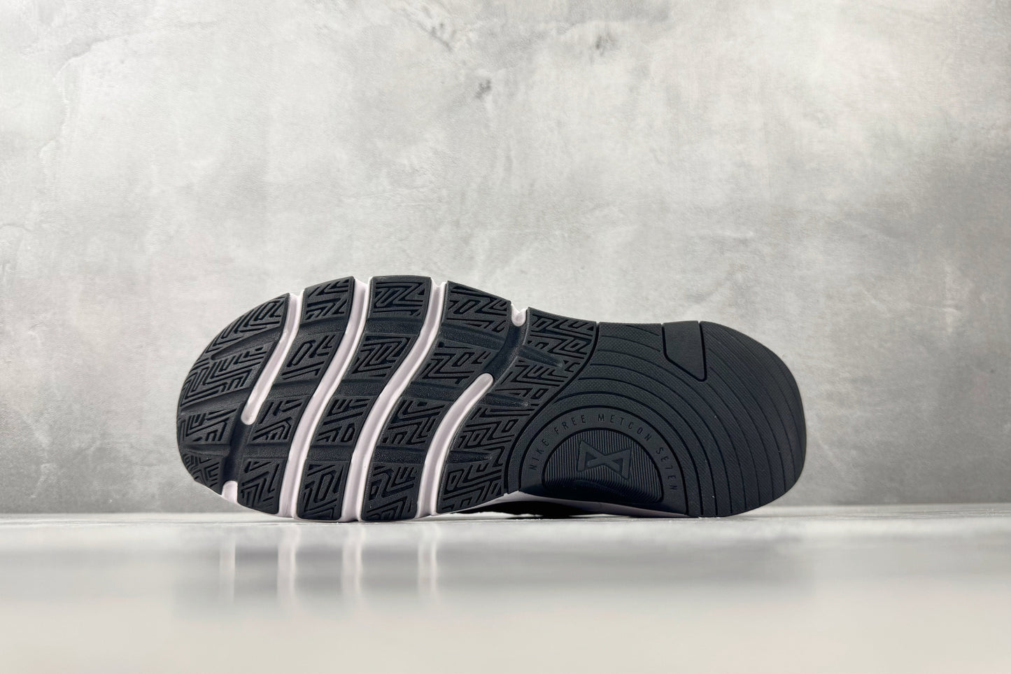 Free Metcon 7 Black White