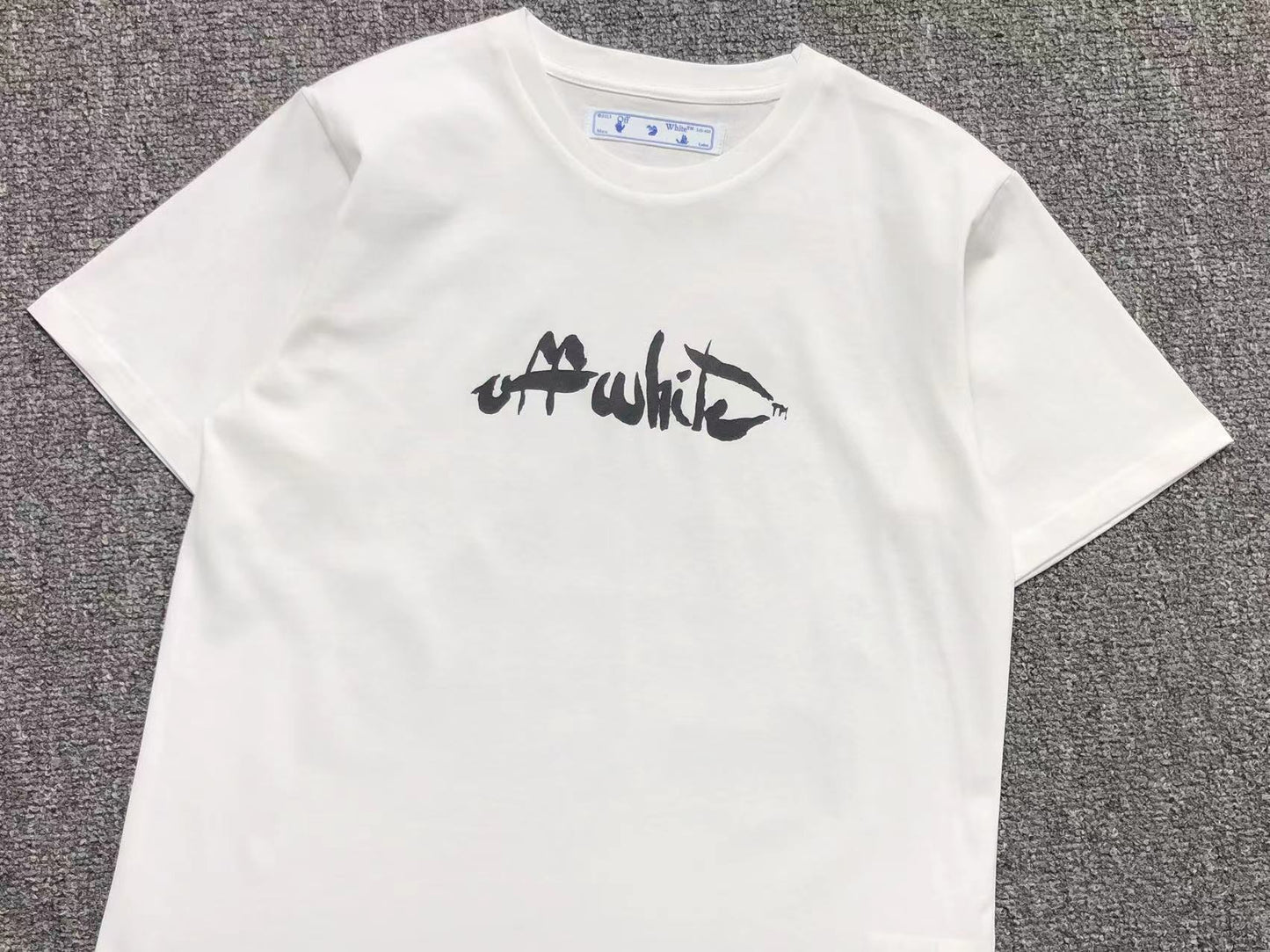 T-shirt Off