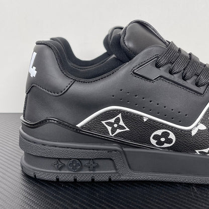 Trainer Black Monogram