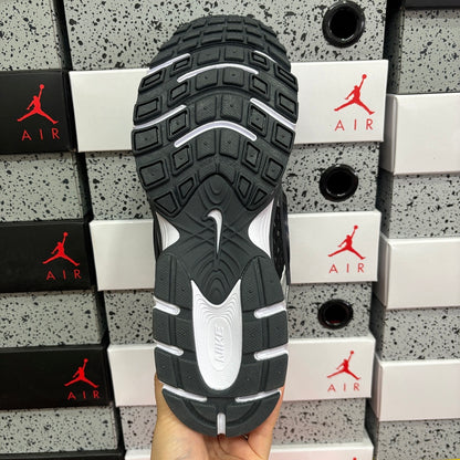 V5 RNR Smoke Grey