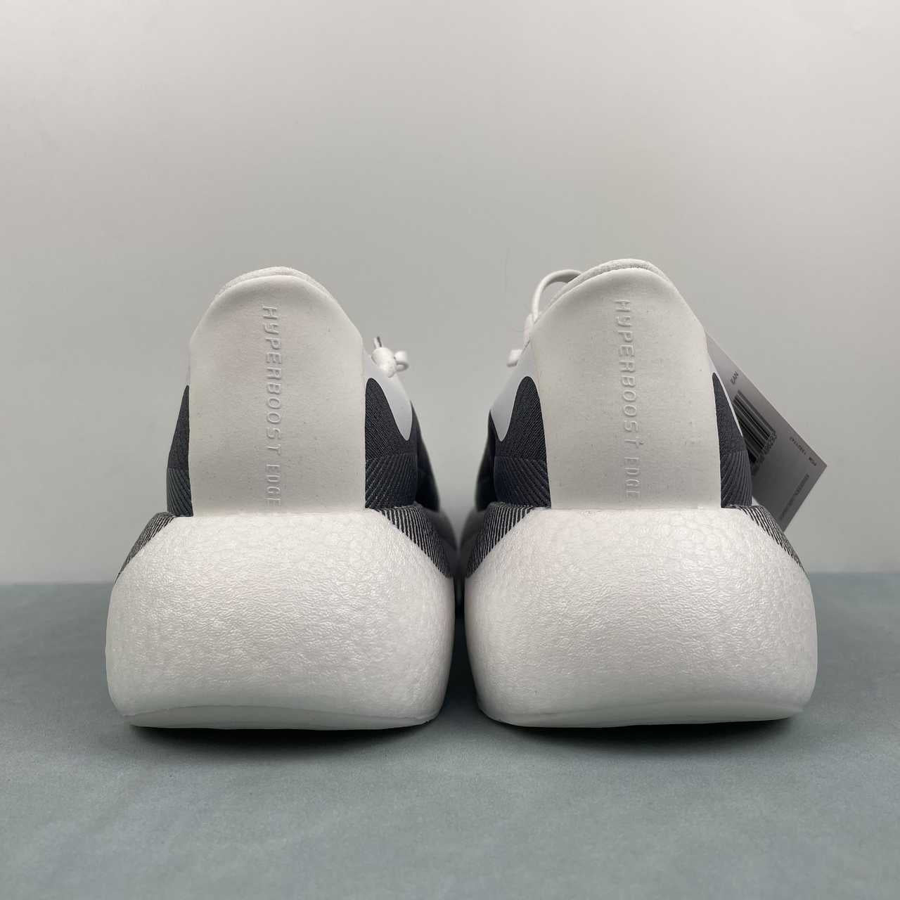 HYPERBOOST EDGE Dark Grey White Grey