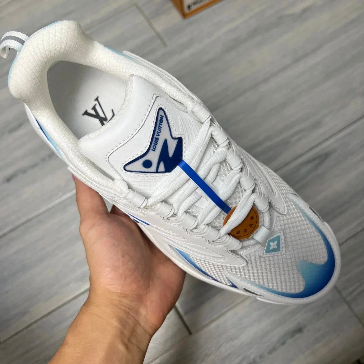 LV Runner Tatic White and Blue
