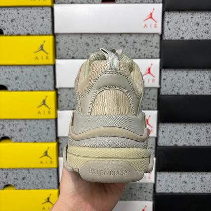 BLG Triple S Creme