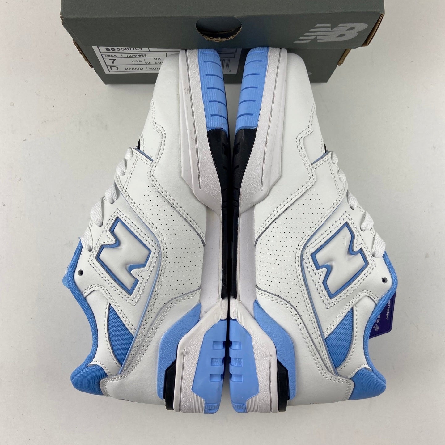 550 White and Blue