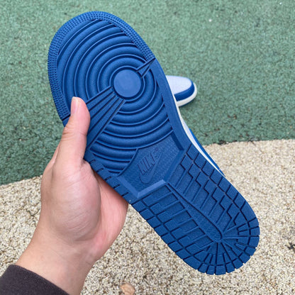 AJ1 MID French Blue Gym Red