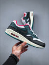 Air Max 1 LeBron James Liverpool F.C